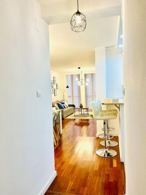 New Elegant In The Heart Of Apartament *
